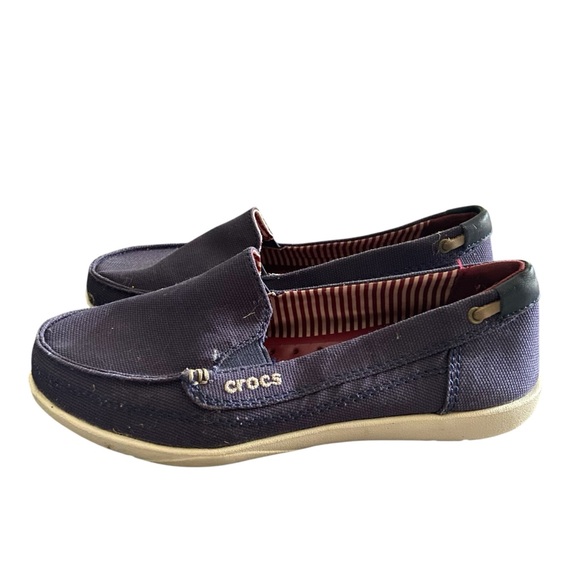 Crocs Walu Nautical Navy Casual Slip on Canvas Loafer Womens Size 6 - Picture 1 of 6
